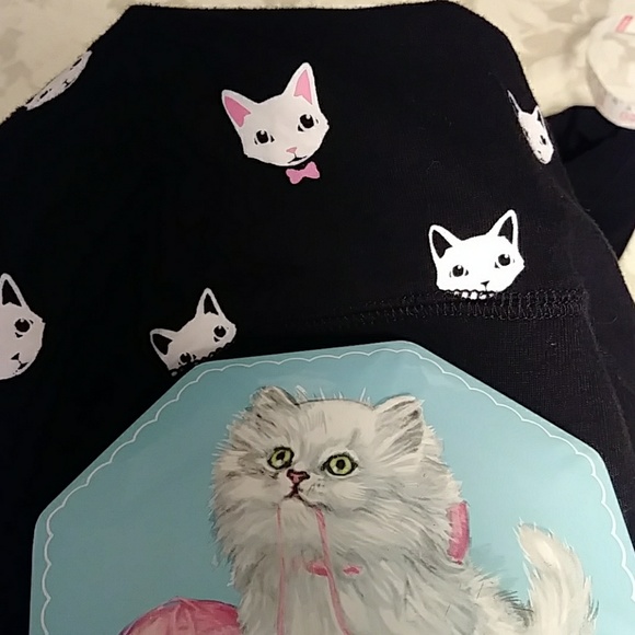 Long sleeve cat top - Picture 6 of 6